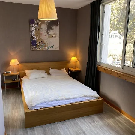 Apartamento La Bourboule, 3 Pieces, 6 Personnes - Fr-1-667-2 *