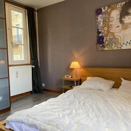 Apartamento La Bourboule, 3 Pieces, 6 Personnes - Fr-1-667-2 *